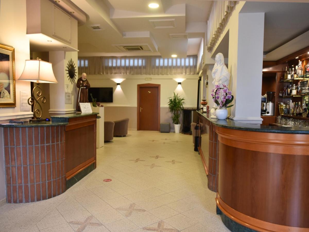 Hotel E Appartamenti La Solaria Сан-Джованни-Ротондо Экстерьер фото