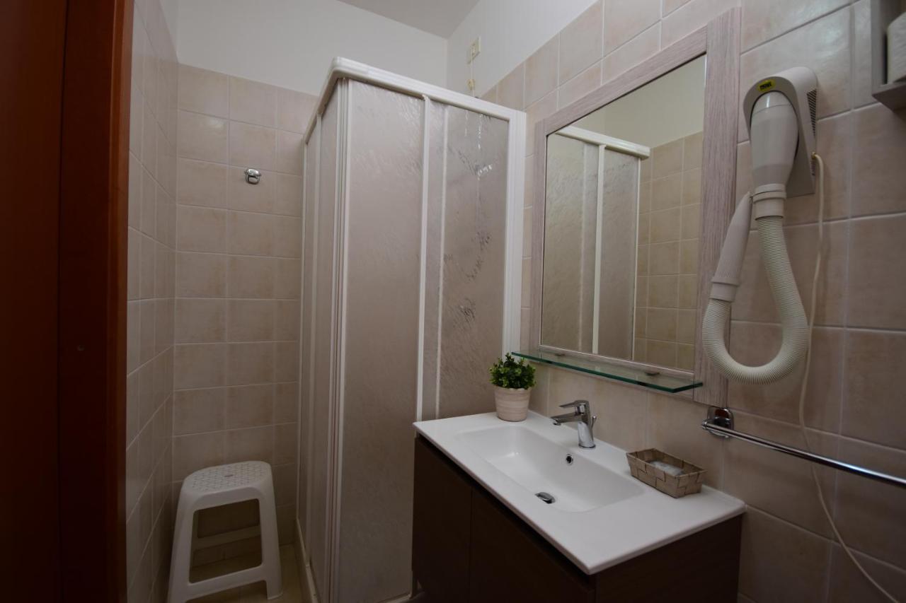 Hotel E Appartamenti La Solaria Сан-Джованни-Ротондо Экстерьер фото