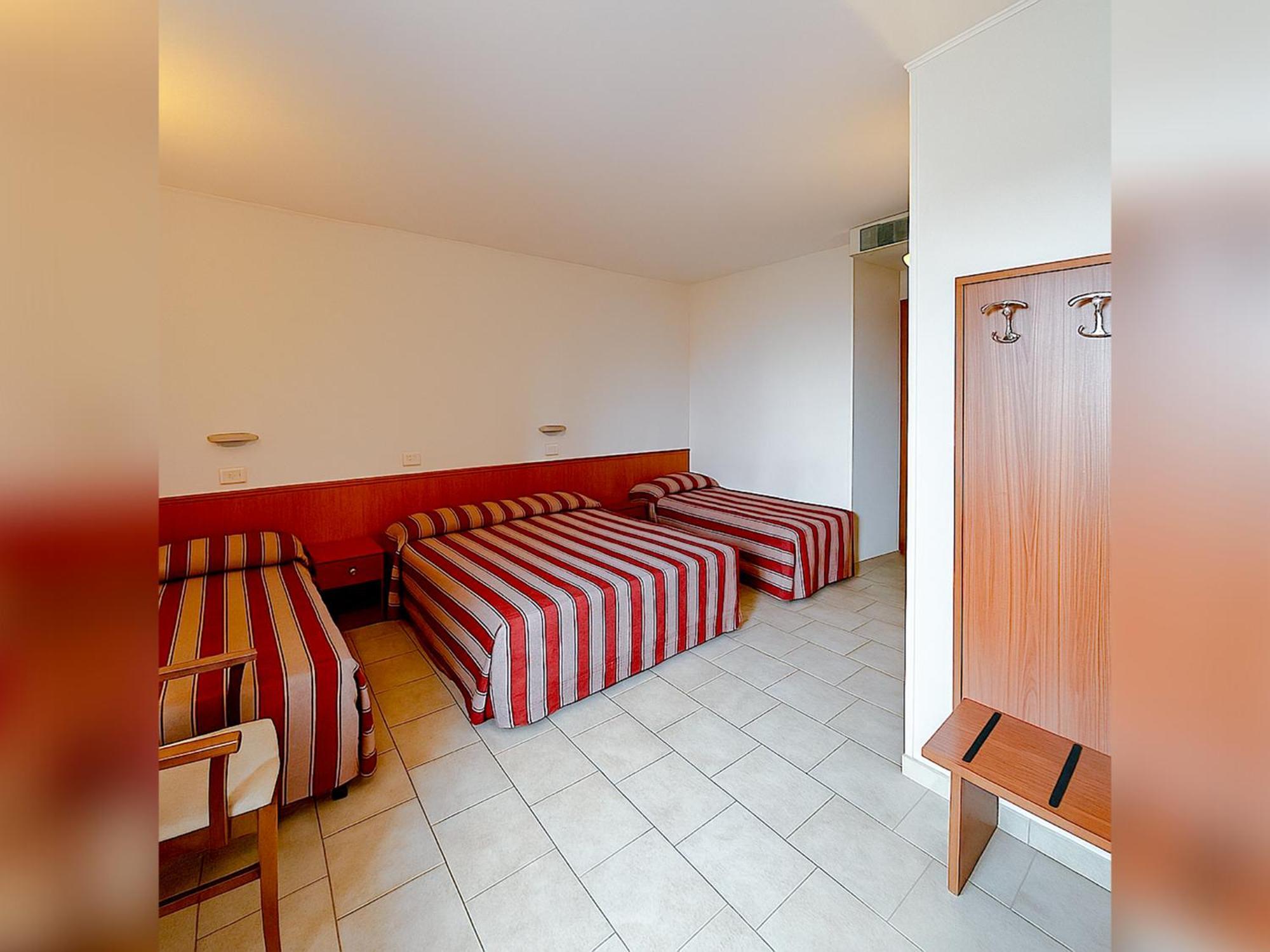 Hotel E Appartamenti La Solaria Сан-Джованни-Ротондо Экстерьер фото