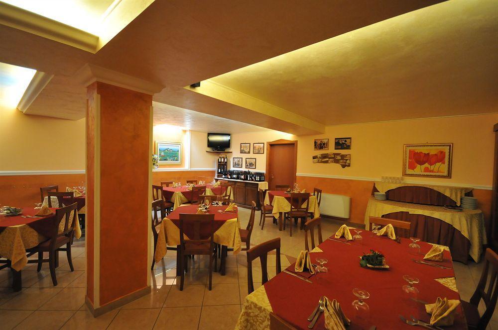 Hotel E Appartamenti La Solaria Сан-Джованни-Ротондо Экстерьер фото
