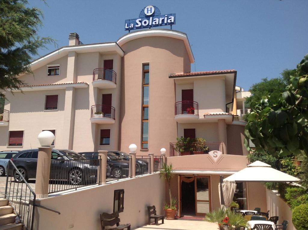 Hotel E Appartamenti La Solaria Сан-Джованни-Ротондо Экстерьер фото